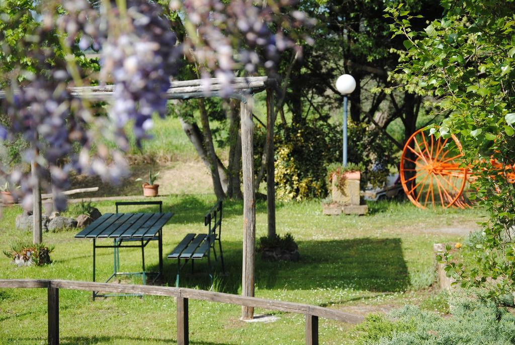 Tenuta Di Pontesodo Монталто ди Кастро Екстериор снимка