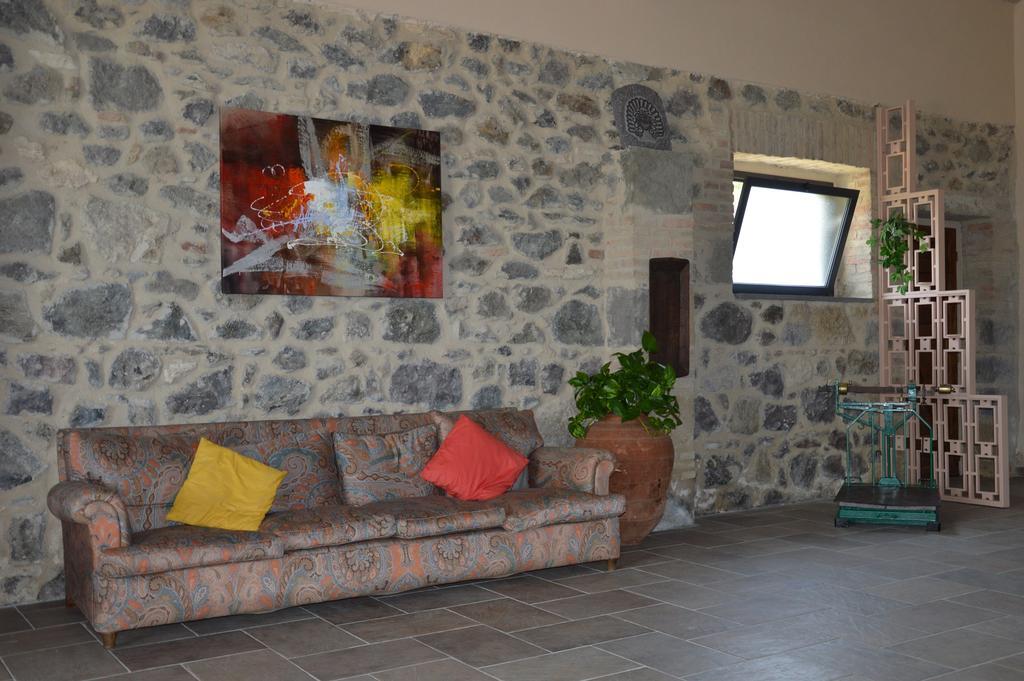 Tenuta Di Pontesodo Монталто ди Кастро Екстериор снимка